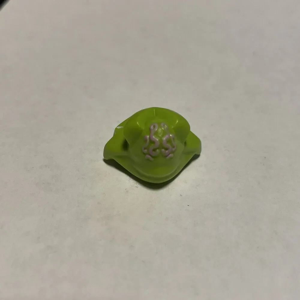 LEGO - Minifig, Head Modified Alien w/ 4 Fangs & Brain Tissue Pattern - Lime